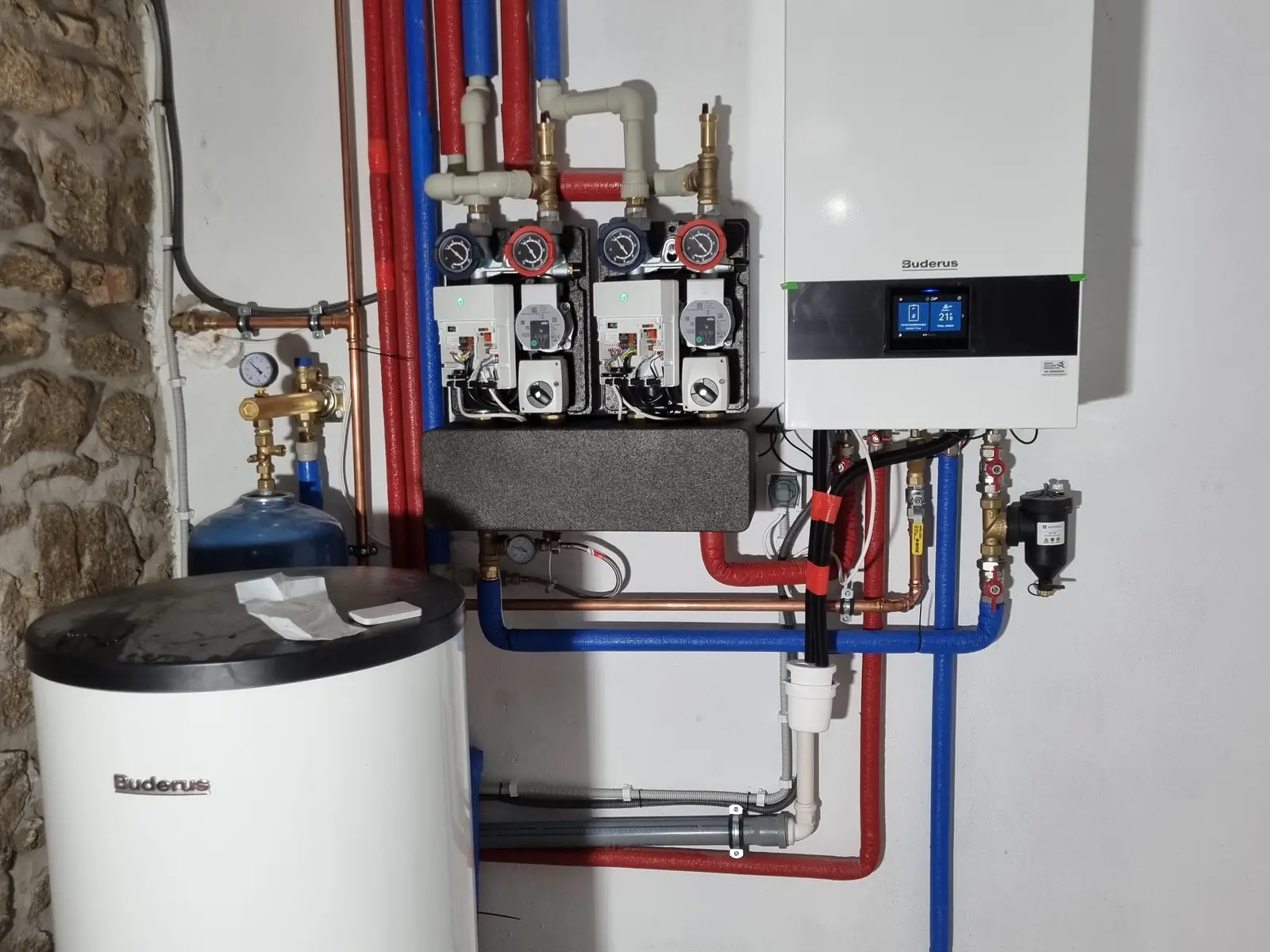 Instalacja kotła gazowego Buderus ze zasobnikiem c.w.u. — Supernowa, Jelenia Góra